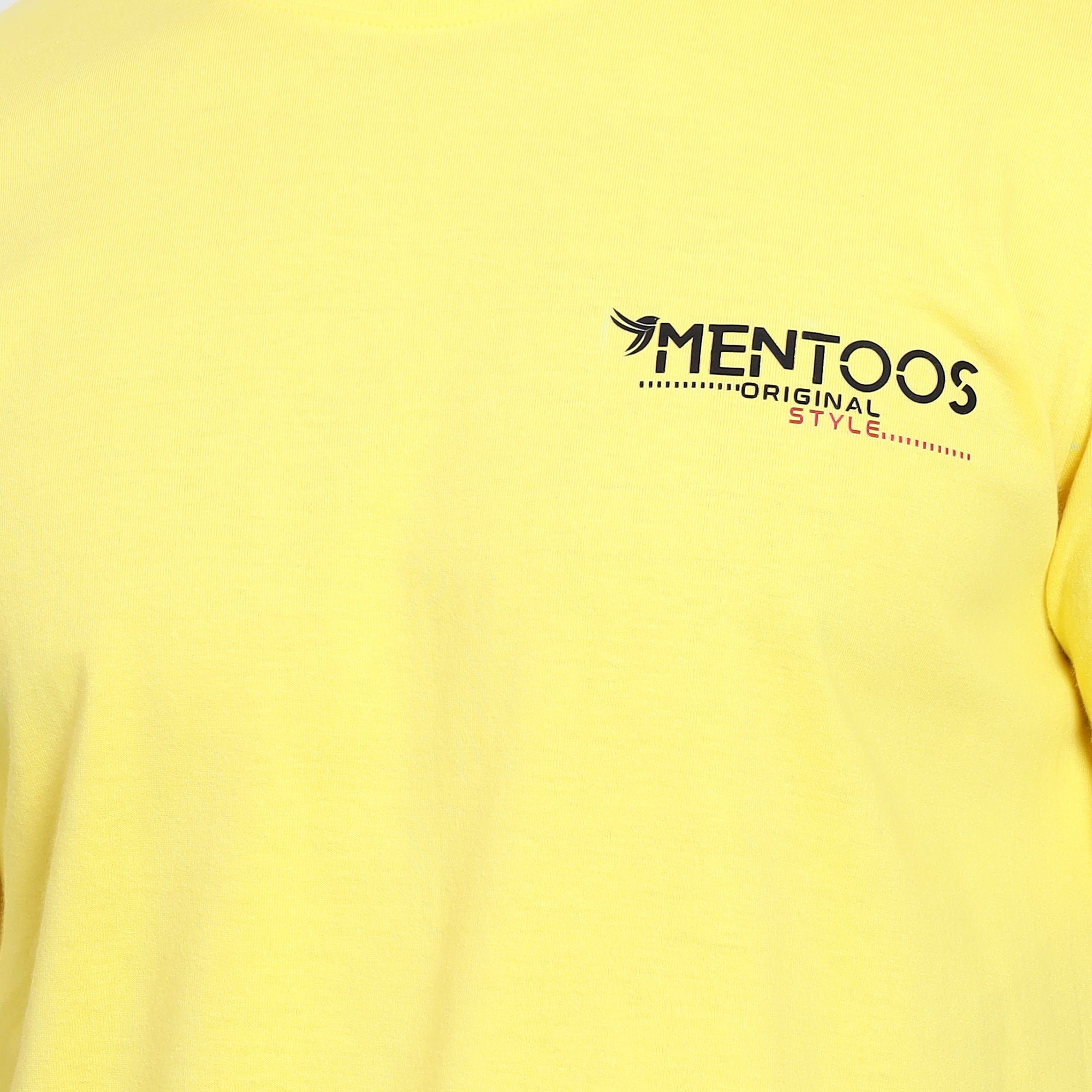 Mentoos Men's Yellow Cotton Printed Round Neck Half Sleeves T-Shirt.