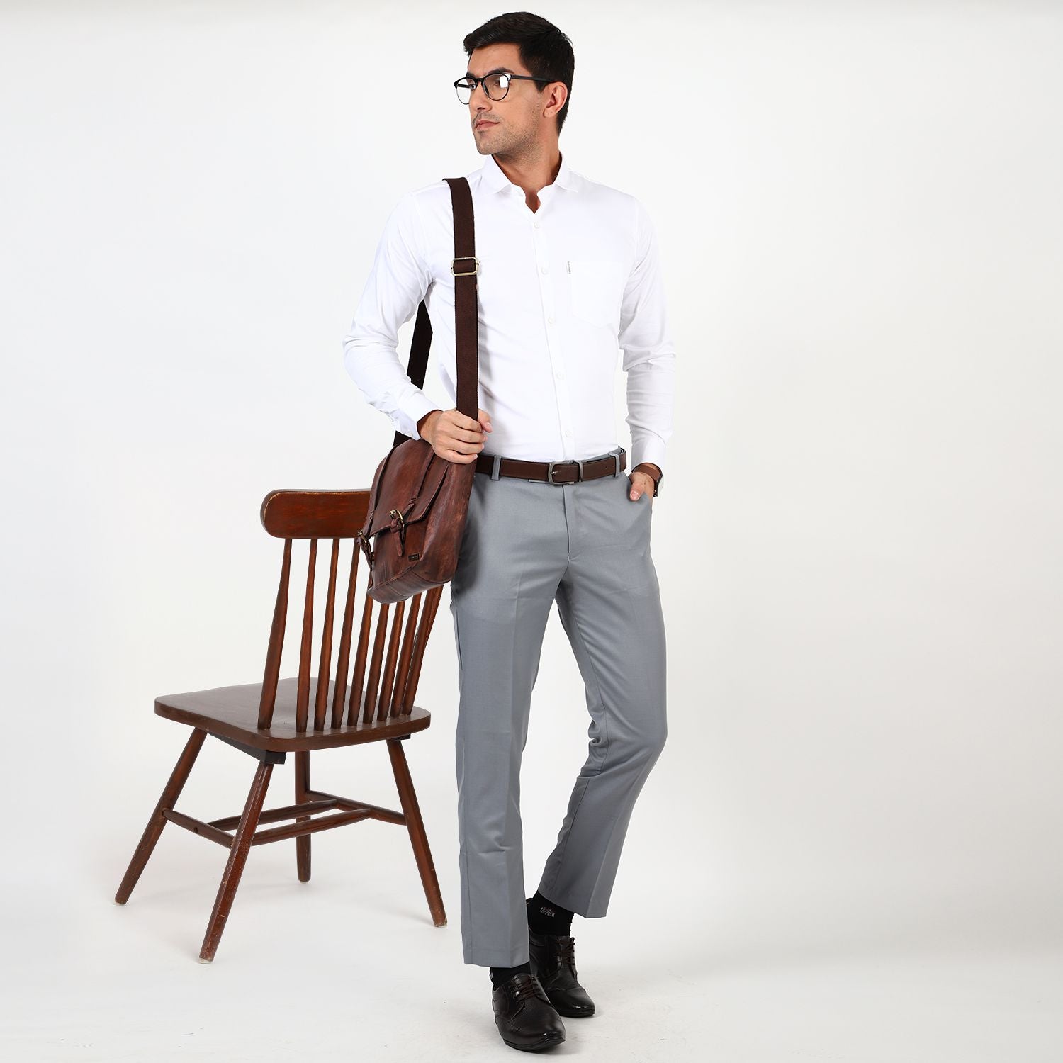 Flat front Solid slim fit trousers Grey