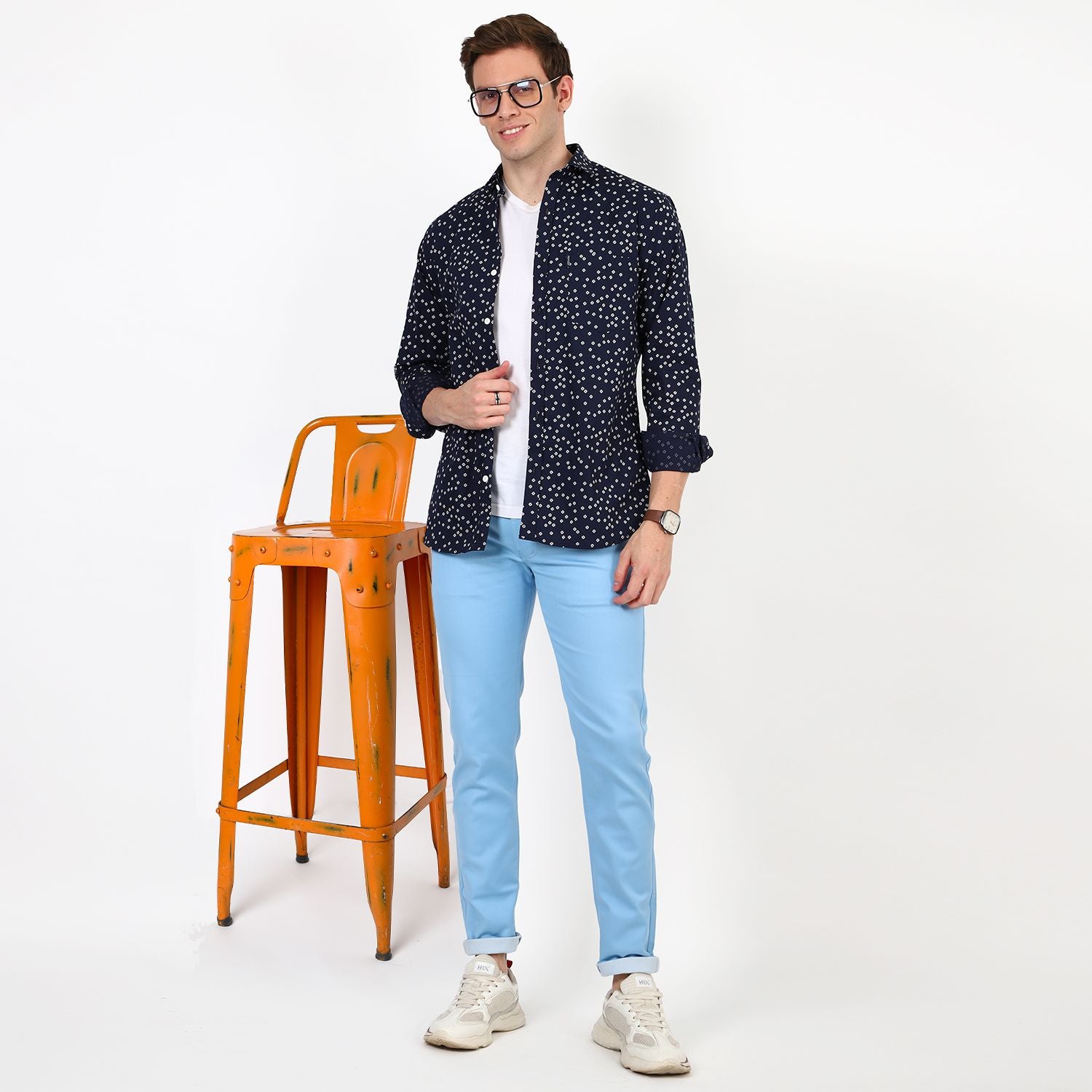 Slim fit flat front trouser light Blue